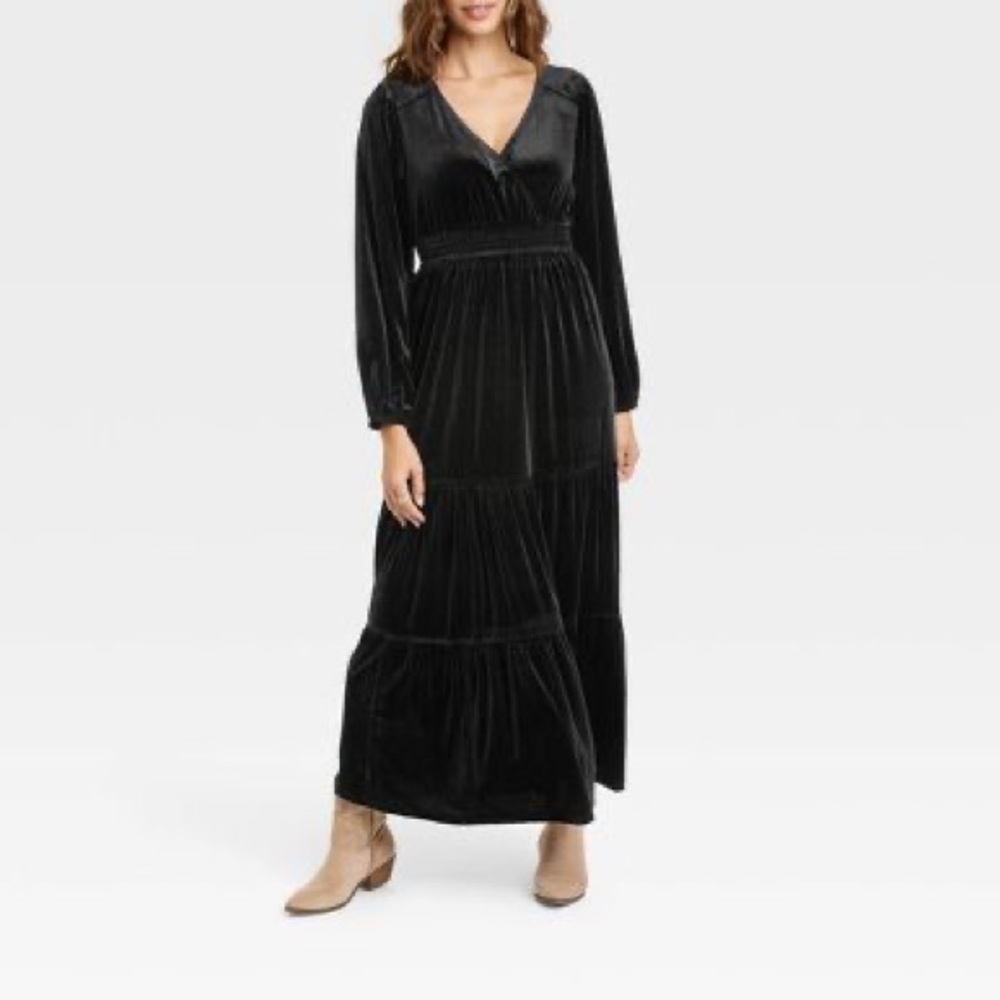 NEW Knox Rose Maxi Dress